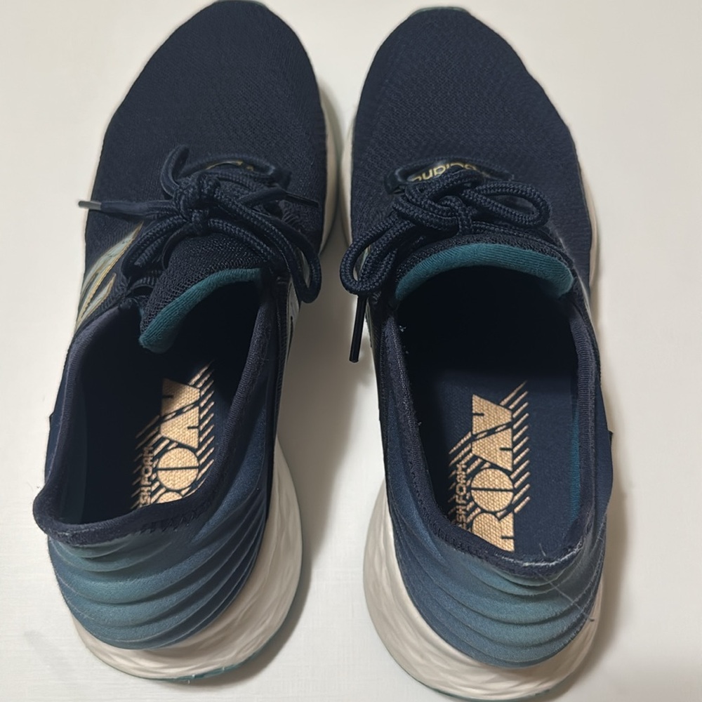 New Balance Women's Athletic Shoes - Navy and Blue - Picture 10 of 11